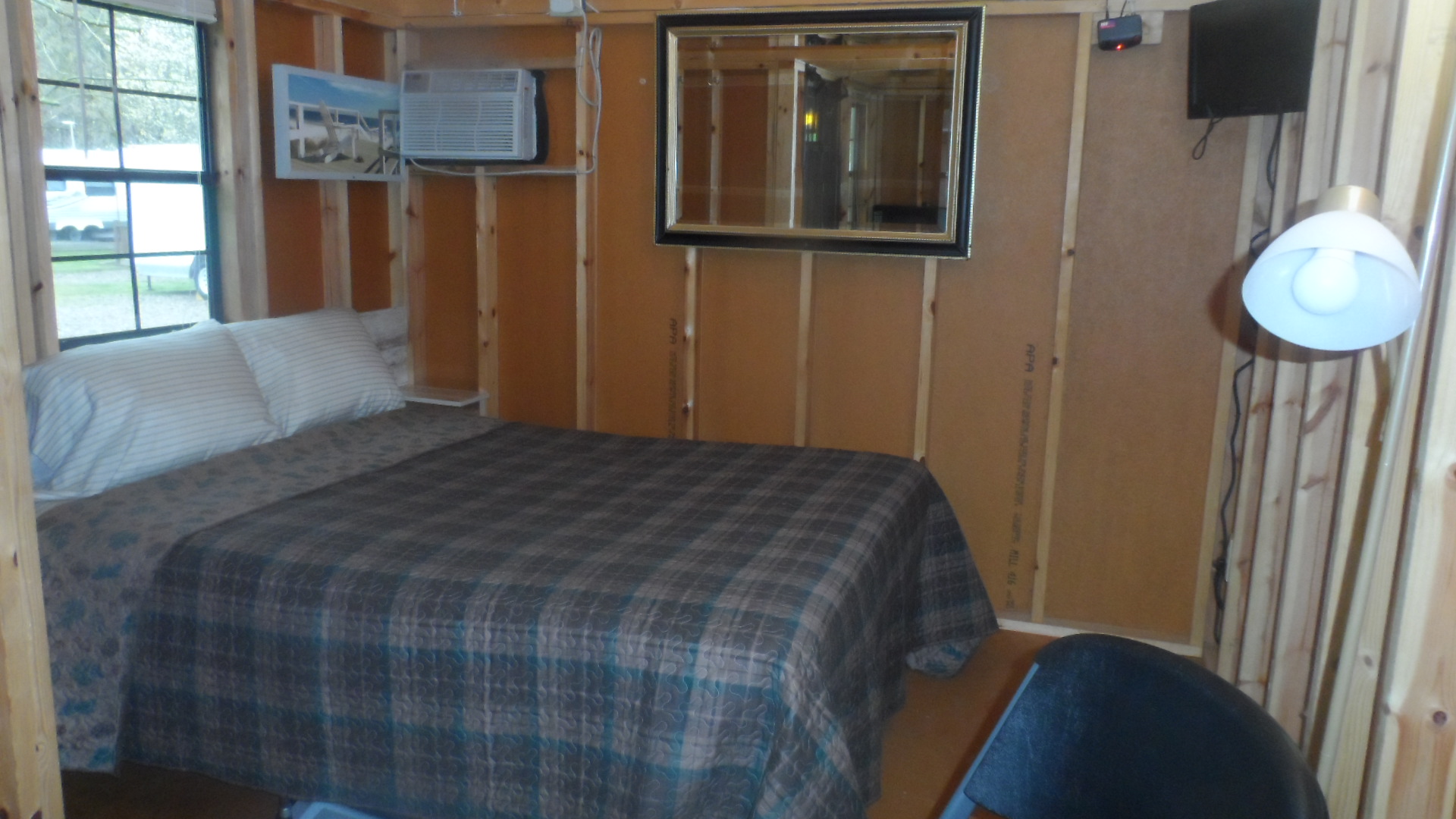 Deluxe cabin interior view